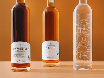 Oak Bottle packaging alcohol identity label label packaging logo logotype oak spirit whiskey