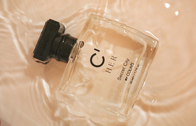 Colin's perfume product photography background beauty brand brand design branding creativity effect fashion inspiration lightroom logo minimal perfume photographer photography photoshop product water