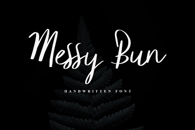 Messy Bun design font design handmade handwritten illustration logo script typography web