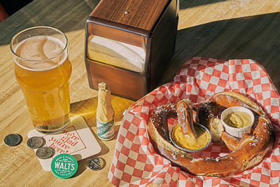 Walt's bar beer beer branding restaurant