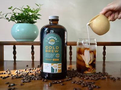 Circles Cold Brew branding coffee cold brew packaging