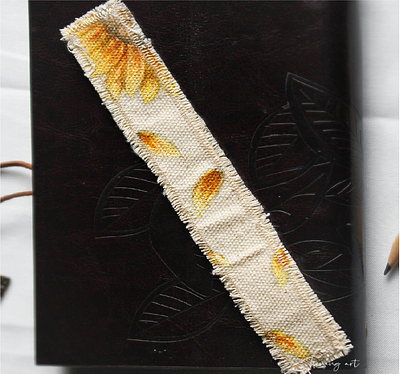 Sun Flower Petals on Bookmark acrylic acrylic painting canvas canvasart illustration painting
