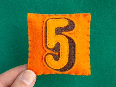 5 / Studio Five Bold 36daysoftype alphabet felt handmade letter number sewing