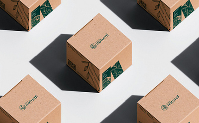 VISUAL IDENTITY AND PACKAGING / UNIVERSO NATURAL branddesign brandidentity branding design graphic design illustration logo logotipo