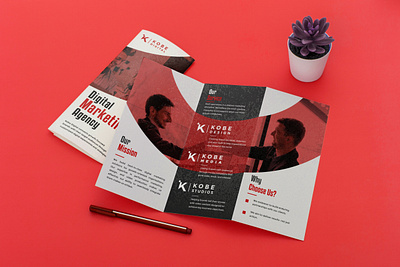 Tri Fold Brochure design for Kobe Digital