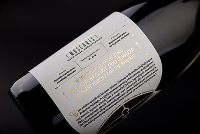 Winnica Niemczańska - The Keys of Niemcza foil stamping foxtrotstudio hotstamping keys wine wine label