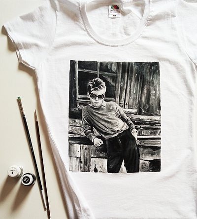 Hand-painted T-shirt, photo portrait, hand print branding design fashion graphic design hand painted hand print handmade painting tshirt