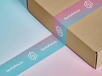 Family First box box brand branding design familyfirst logo logodesign logomark logopack logotipo logotype mark minimal packaging
