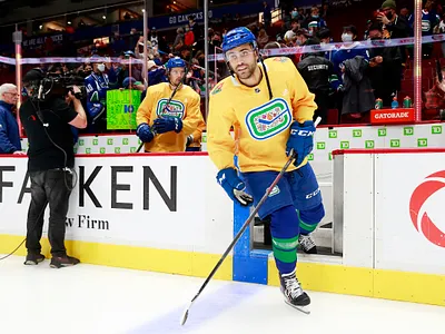 Vancouver Canucks warmup jersey