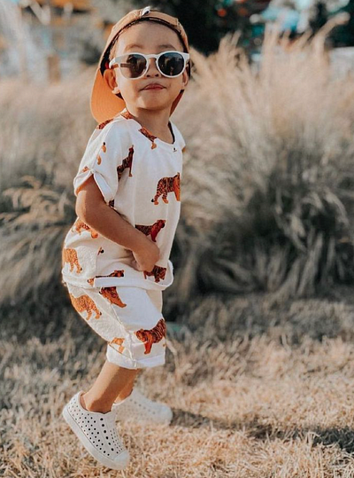 Children's wear textile patterns artist childrenswear graphic design illustrations surface pattern textile print vector
