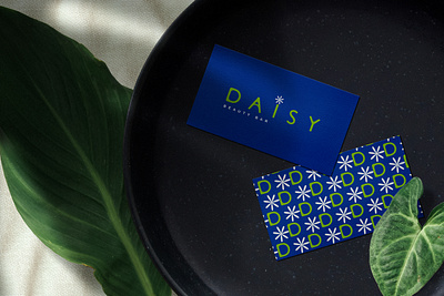 "Daisy" - beauty bar branding graphic design logo