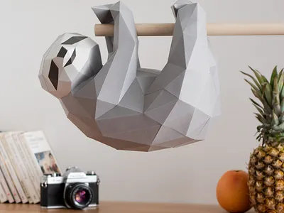 look up 3d canada lowpolypaper montrea paper paper art papercraft sloth