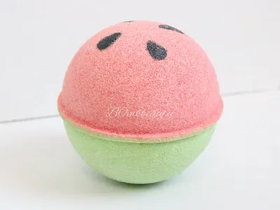 Shop Watermelon-Shaped & Flavored Bath Bomb at Bombbeatuy supportsmallbusiness