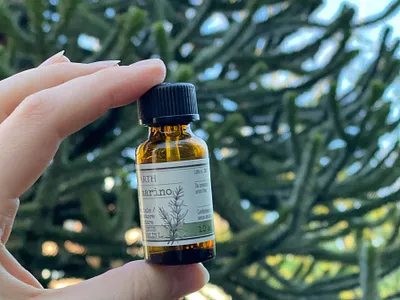 Bio essentiële lavendelolie inwendig gebruik beauty essentiele olie huidverzorging lavendel ui