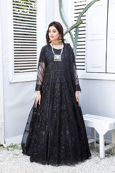 Buy ROUGHED ELEGANCE Maxi online bridal maxi dress crinkle maxi dress halter neck maxi dress pleated maxi dress short sleeves maxi dress