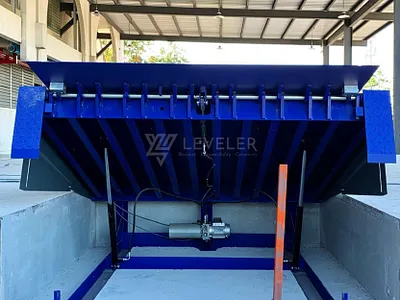 Sàn nâng thủy lực Dock Leveler 3d branding graphic design