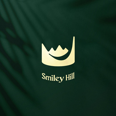 Smiley Hill / Scotland 2021 crown hill hotel brandng hotel identity hotel logo smiley symbol