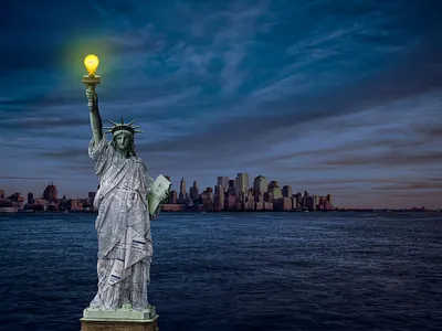 Statue of liberty News paper Masking artwork color balance creative design graphic design image manipulation masking photoshop statue of liberty
