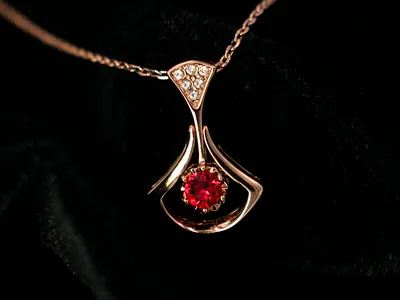 Product photography birthday photography corporate photography design dubai jwellery photography pendant photographer photography product photography uae