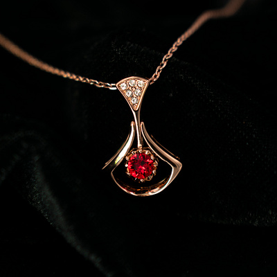 Product photography birthday photography corporate photography design dubai jwellery photography pendant photographer photography product photography uae