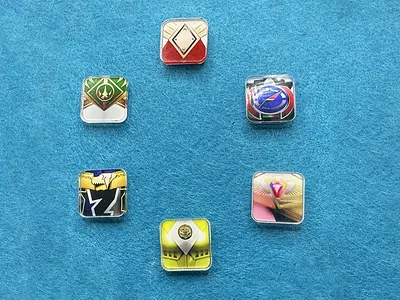 Power Rangers - 6 Pins design icon icons illustration pins power rangers