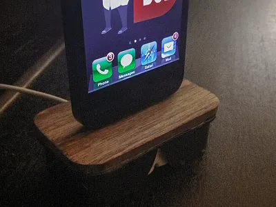 iPhone5 dock analog dock iphone mobile wood