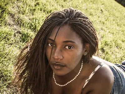 Natural Lighting outdoor photography portrait