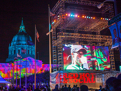 Scaffold Wrap dreamforce gala environmental graphics