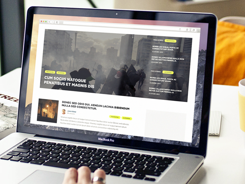 Latest news feed media minimalist news newspaper photo portal tarful timeline ui ux web