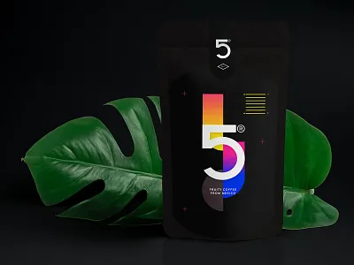 C I N C O coffee gradient hipster packing