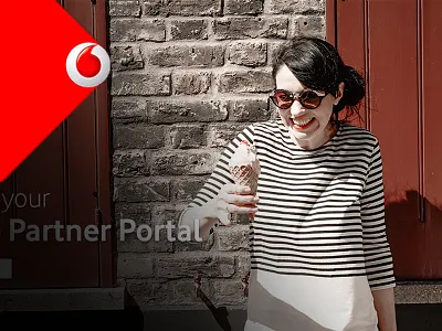 Old Project UI clean homepage portal red slideshow user experience user interface vodafone web web design