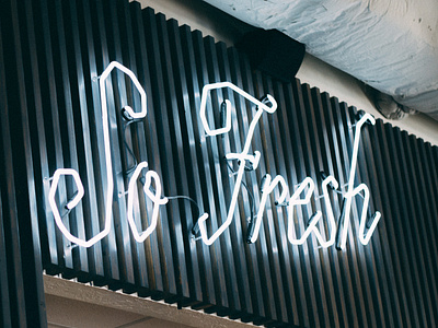 So Fresh Lettering curl cursive geometric lettering sharp sharp edge type typography vector