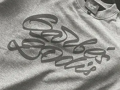 Garbės žodis design kaunas lettering plugas