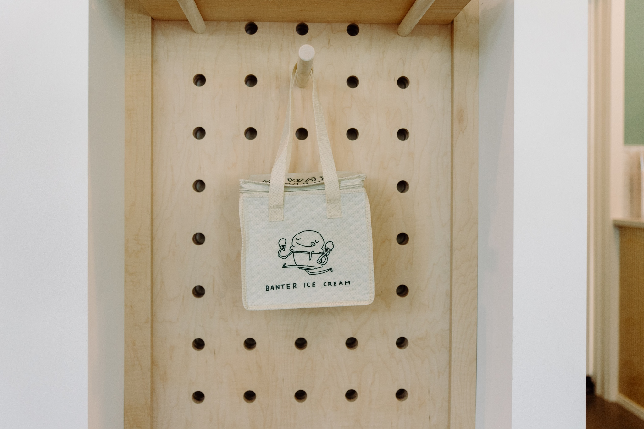 Banter Cooler Bag always chill chill cooler bag happy ice cream ice cream shop illustration joy procreate scoop scoops