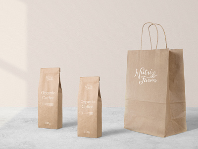 Minimalist No.1 Packaging Mock Up contemporary minimalism mock up natural light photography packaging mockup