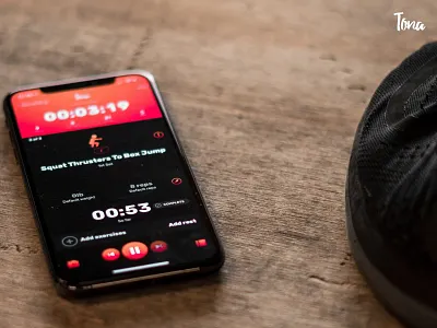 Recording a workout app application colour coral crossfit exercises fitness fitness app muscle orange product product design ui ux workout app