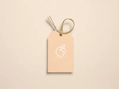 Logo | The Little Peach (label) branding flat food illustration julie charrier label logo minimal peach sketchapp ui vector visual identity