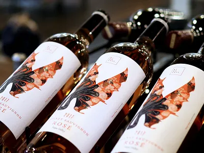 Hi No Tori Rosé Packaging branding illustration label packaging typography