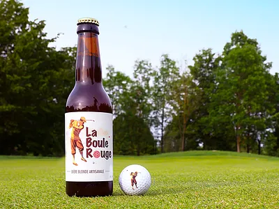 La Boule Rouge bottle design