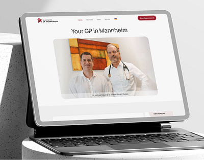 Dr. Jochen Mayer Clinic clinic doctor figma heath hospital landing page medicine clinic ui ui ux ui ux design ux web design webflow website