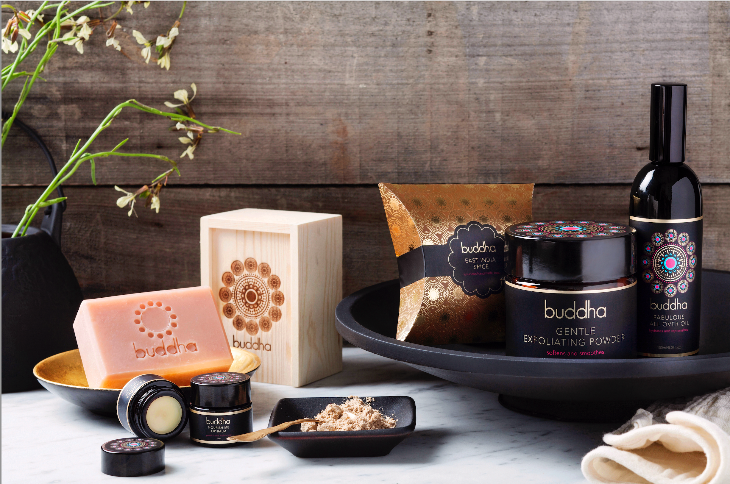 Example of Packaging & branding for cosmetic company