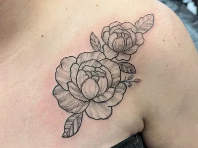 Peony tattoo. floral floraltattoo flower flowers peony peonytattoo tattoo uktattoo uktattooist wirraltattoo