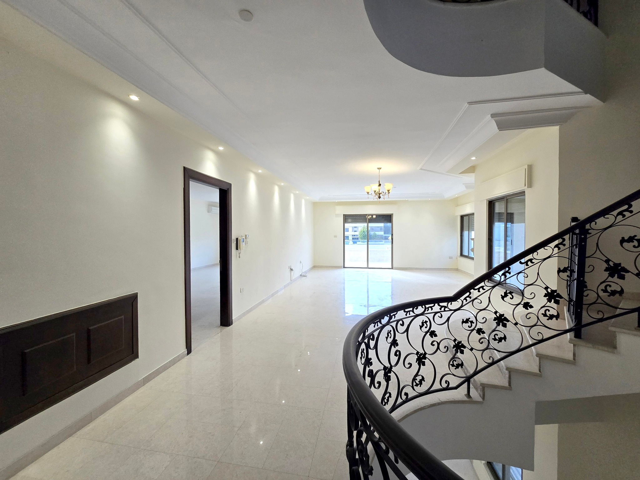 For rent Abdoun Villa - Image 4