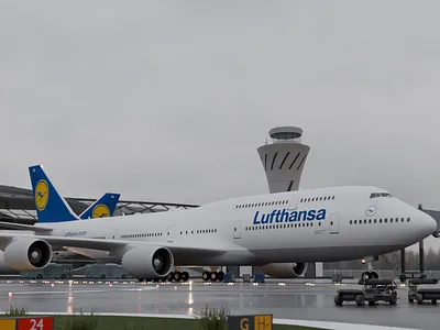 Lufthansa 3d 3dart airport animation blender blenderrender branding cgi design logo logoanimation lufthansa