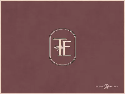 Vintage-Inspired Logo for a Modern Photographer photographer branding