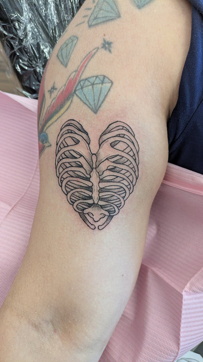 Heartshaped ribcage. heart heartshaped juniorartist ribcage ribcagetattoo tattoo tattooartist tattoos uktattoo wirraltattoo