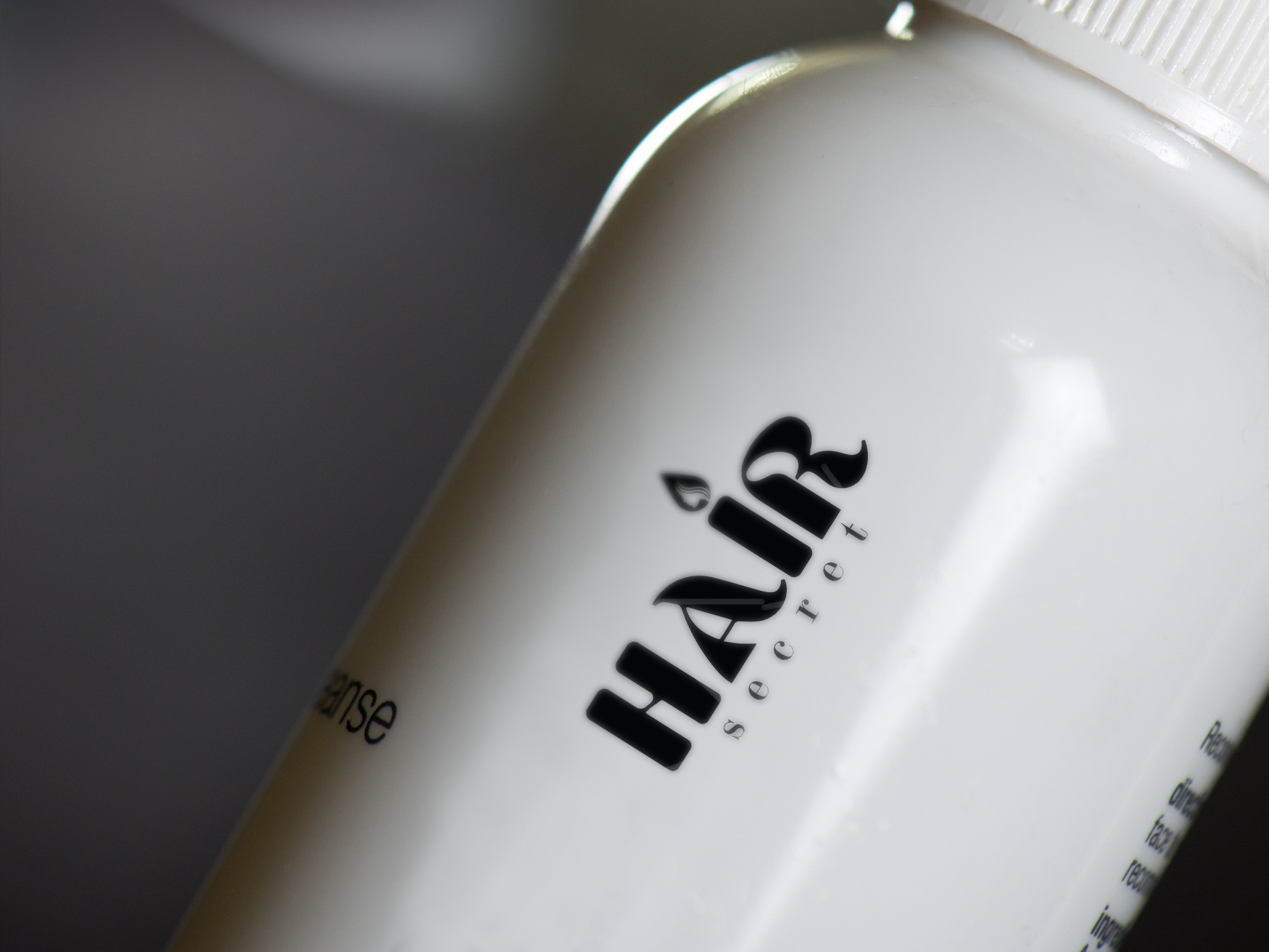 Example of Luxury Minimalist Logo Design