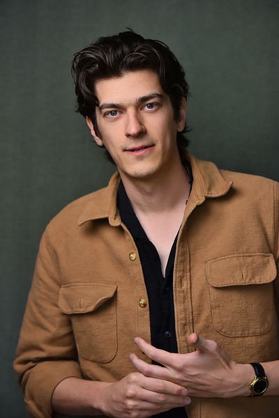 Julian Rosolic Headshot by Marc Cartwright actor actor portrait headshot headshot photography los angeles los angeles photographer photographer photography