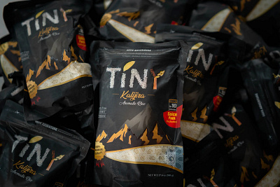 Kalijira/Aromatic Rice Packaging Design aromatic rice food packaging design kalijiraaromatic rice packaging design pouch design print design rice packet