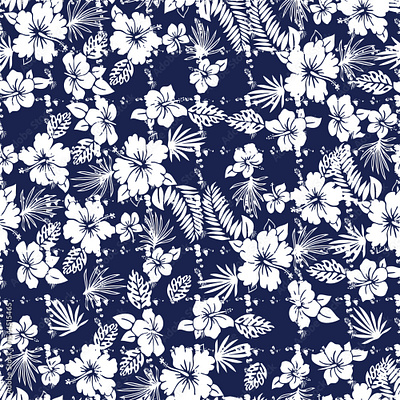Seamless Hawaiian pattern with white hibiscus flowers & tropical vacation print